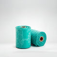 Cargar la imagen en la vista de la galería, KONG Kit de Bolsas Biodegradables con Linterna y Desinfectante